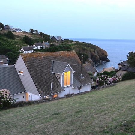 Spinnaker Cadgwith Holiday Home Dış mekan fotoğraf