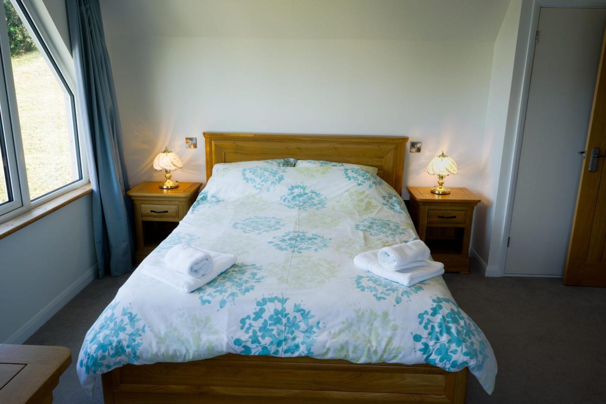 Spinnaker Cadgwith Holiday Home Dış mekan fotoğraf